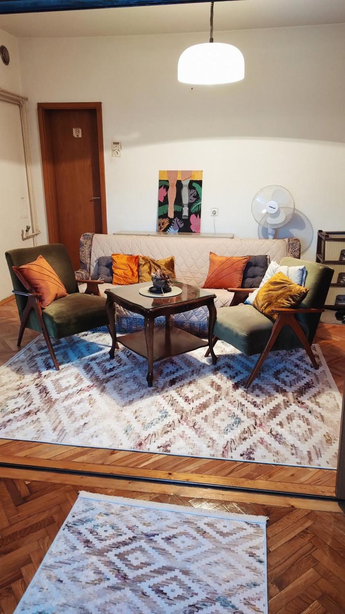 Daire Digital Nomad Comfy Apartment,foot Mountain Vodno And Millennium Cross,19 Min By Walk To Cener,free Parking